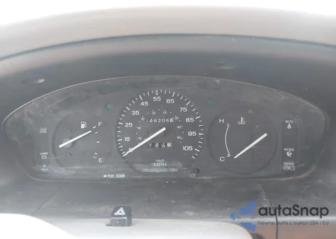 1996 Ford Aspire z USA, uszkodzony, nr VIN KNJLT05H4T6168919